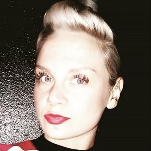 Meet your Posher, Lettie